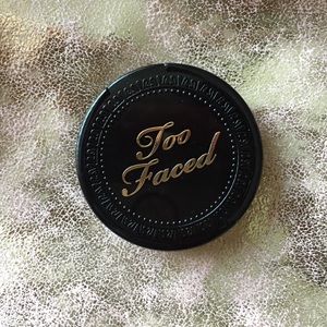 TooFaced Candlelight Glow Highlighting Powder Duo